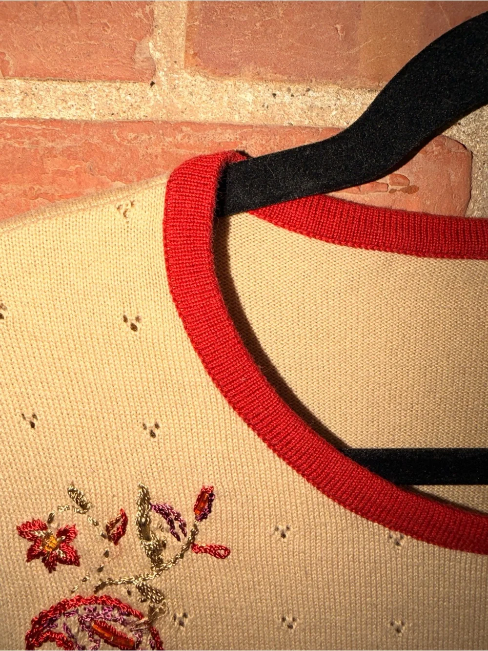 NAPA VALLEY Beige Knit Sweater Top Red Trim and Floral Embroidery Stitched Women